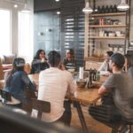 Discussion ouverte entre internautes : construire des échanges riches, libres et connectés