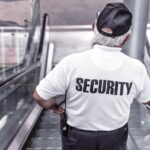 découvrez notre service de casting senior, dédié à dénicher les talents exceptionnels des plus de 50 ans. que vous soyez acteur, figurant ou expert, rejoignez-nous pour mettre en valeur votre expérience et votre passion sur les écrans.