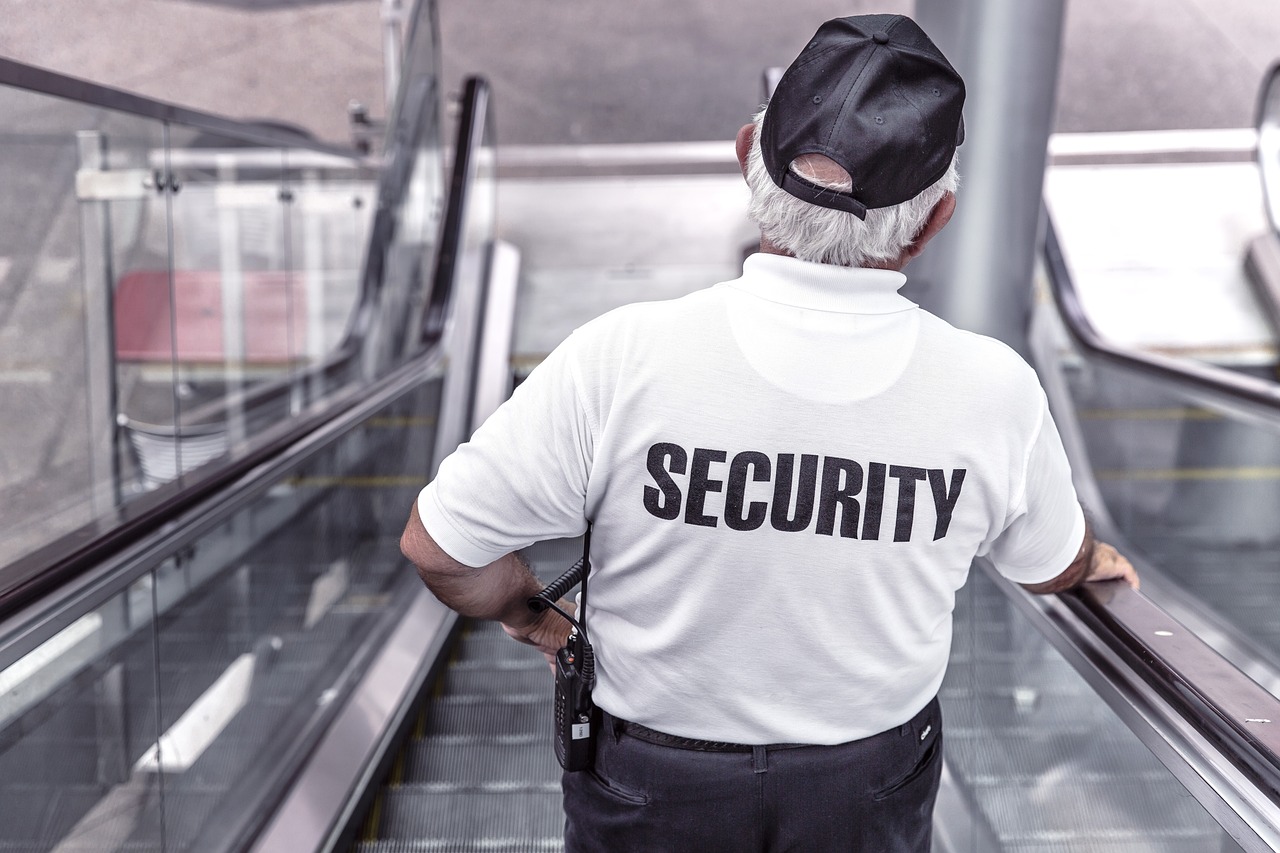 découvrez notre service de casting senior, dédié à dénicher les talents exceptionnels des plus de 50 ans. que vous soyez acteur, figurant ou expert, rejoignez-nous pour mettre en valeur votre expérience et votre passion sur les écrans.